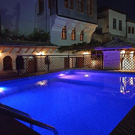 Boutique Hotel Praga Гирокастра Экстерьер фото