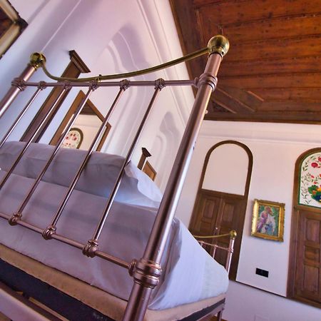 Boutique Hotel Praga Гирокастра Номер фото