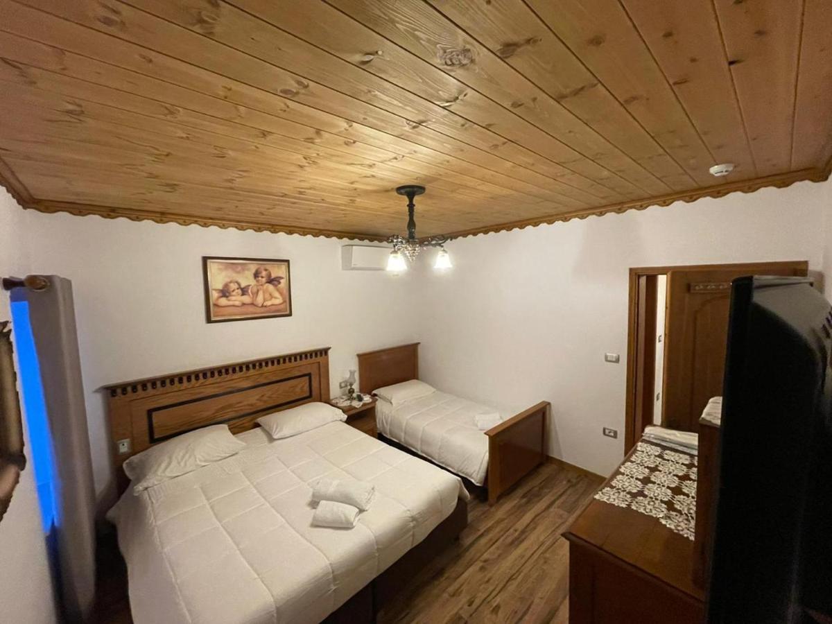 Boutique Hotel Praga Гирокастра Номер фото