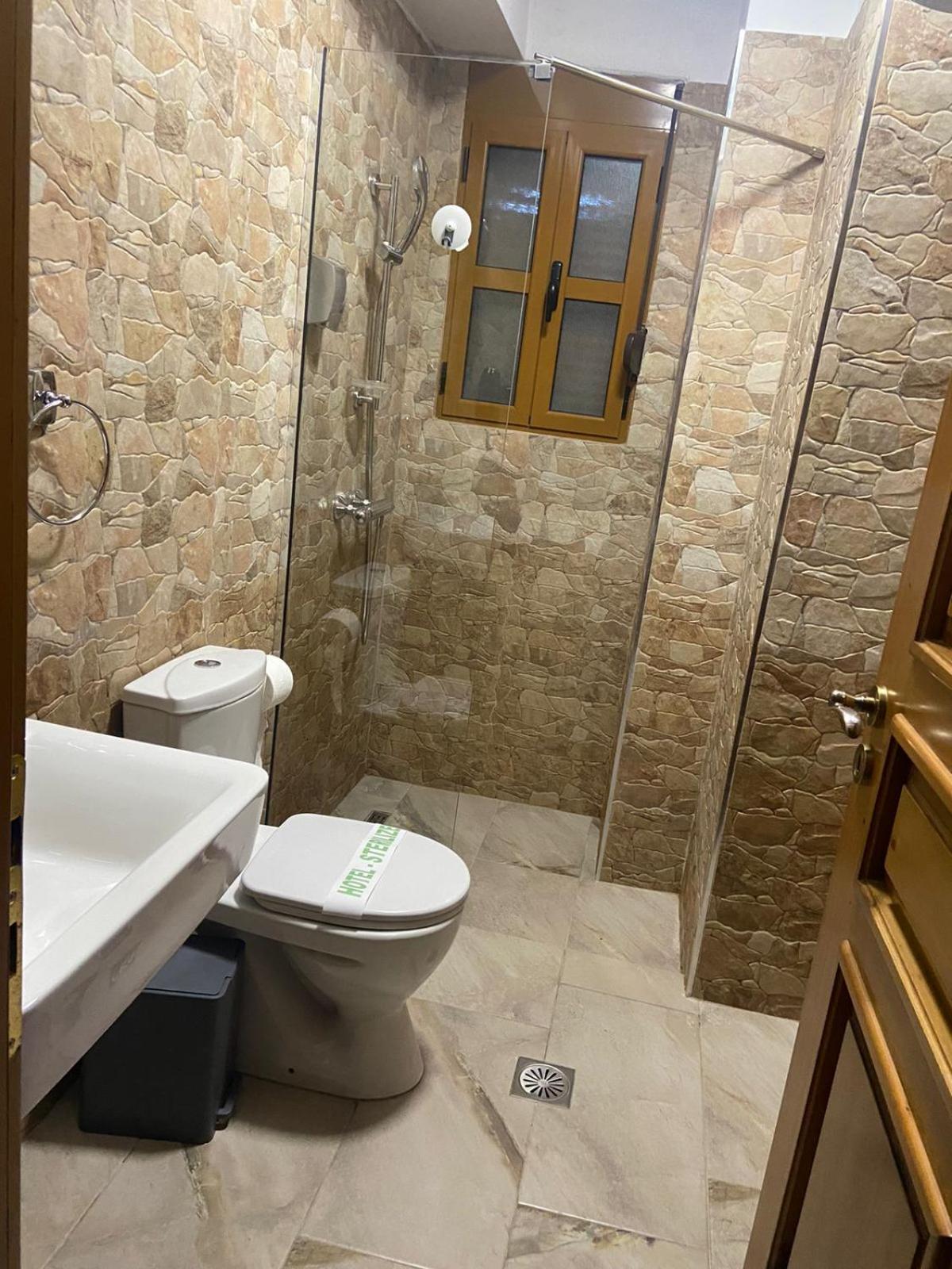Boutique Hotel Praga Гирокастра Экстерьер фото